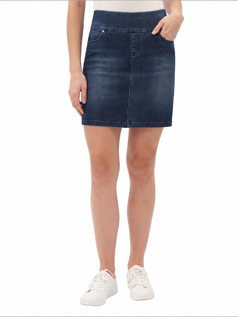 S.C. & Co. Denim Pull On Skort NWT